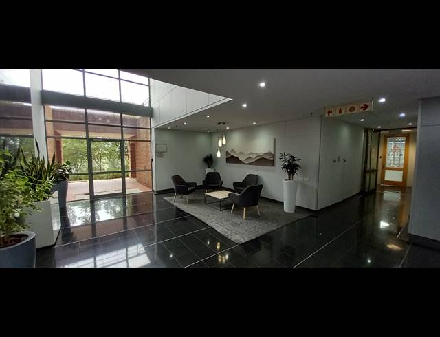 364M² OFFICE TO LET IN WOODMEAD
